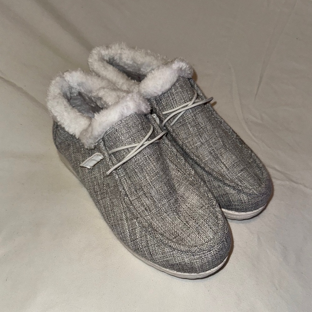 Cozy Gray Slip-On Shoes with Faux Fur Lining